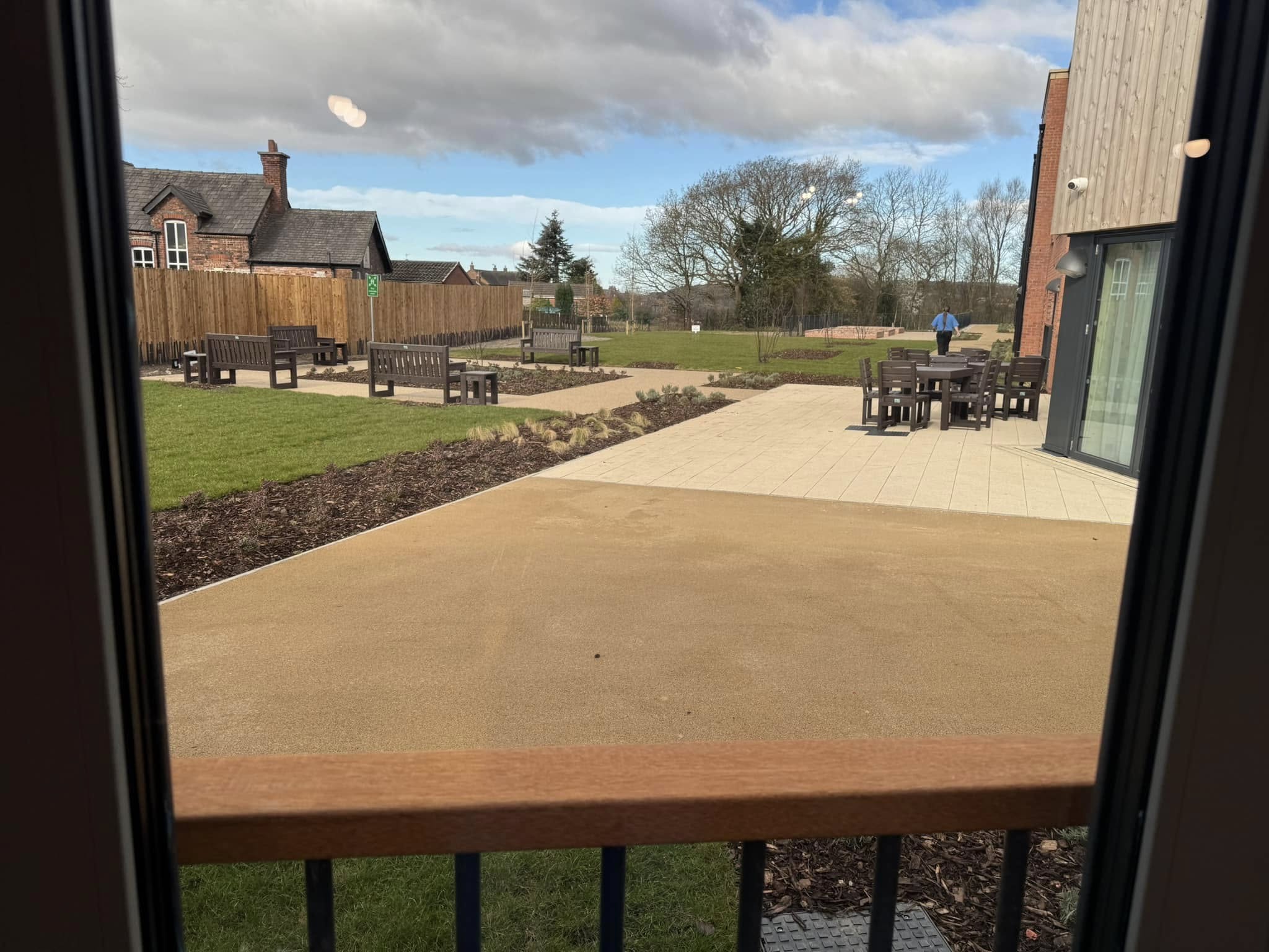 Meadow View Court, Gray Lane, Shevington - gardens