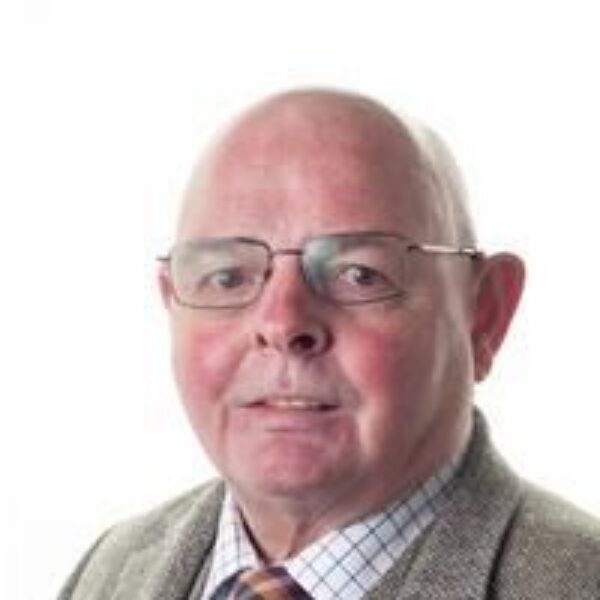 Portrait of Cllr Michael McLoughlin